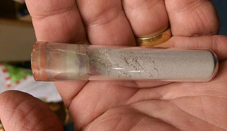 Американец съди НАСА за правото да притежава лунен прах