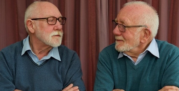 Англичанин без братя срещна своя двойник