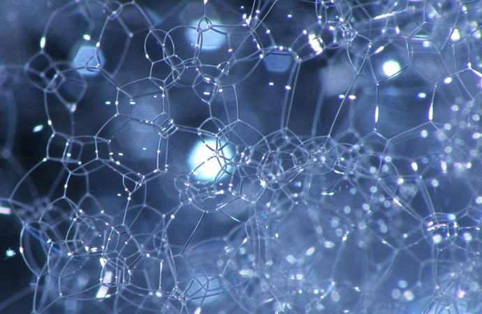 „Ненормално