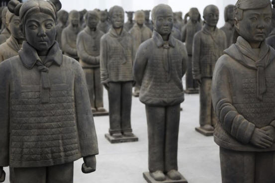 Глинени ученички армейски прун нури