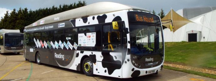 Автобусът за кравешки тор е поставил рекорда за скорост.