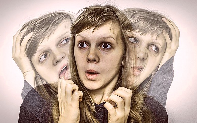 Дванадесет различни личности в едно тяло