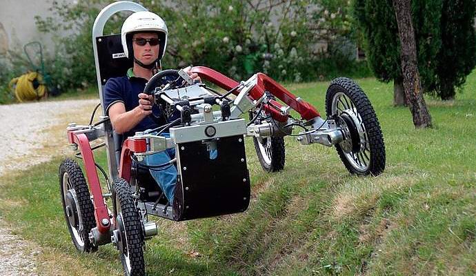 Французите са създали уникална паяжина с невероятен кръст