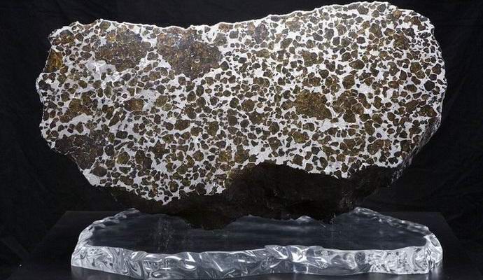 Фукан - най-рядкото съкровище от извънземен произход