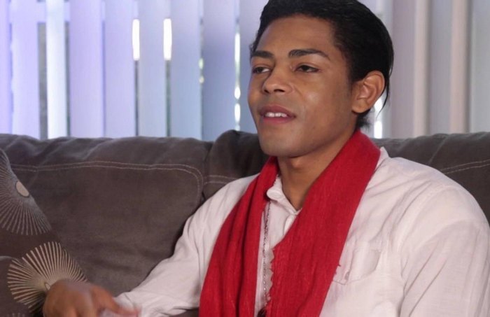 Известният ясновидец е застрелян в собствения си кабинет.