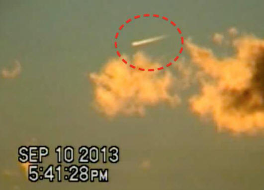 Голям НЛО прелетя над Сидни