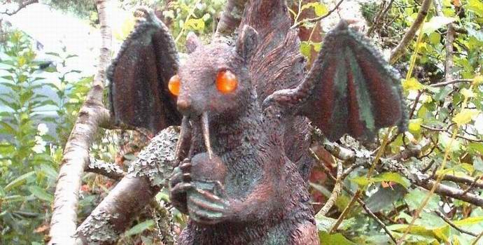 Легендарната вампирска катерица най-накрая беше заснет