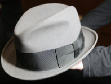 „Мистериозни