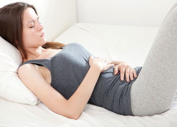 месечна стойност по ден и ден от седмицата 