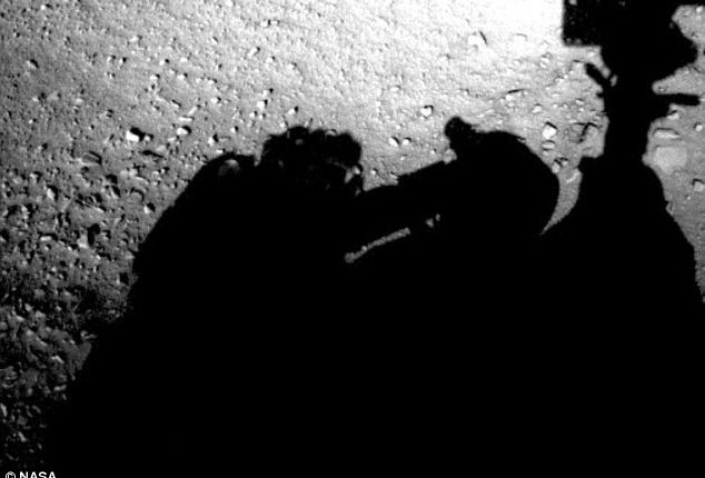 На снимка от Марс е открит мъж 