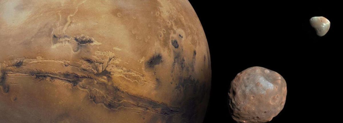 Астероид падна върху Марс и след това се появиха неговите спътници 
