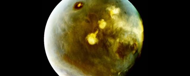 НАСА представи снимки на Марс в ултравиолетовия спектър