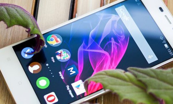 Дайте своя смартфон - ще бъдете пълни!