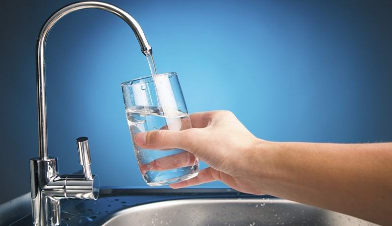 Пластмаса, открита в чешмяна вода по целия свят.