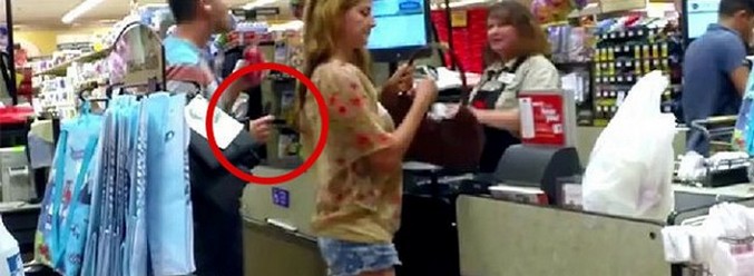 Пластмасови карти и натрапници