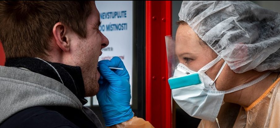 Защо според СЗО по-нататъшното тестване за коронавирус е едно от най-важните действия 