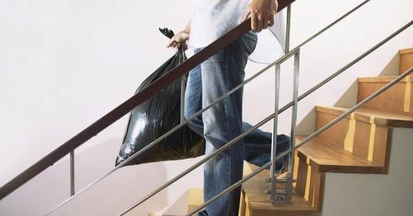 изнесете боклука вечер 