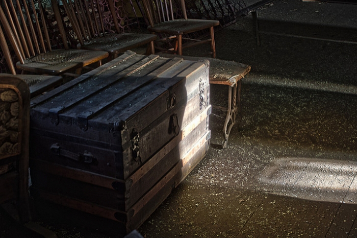 Руско момиче, което живя 12 години в сандъка