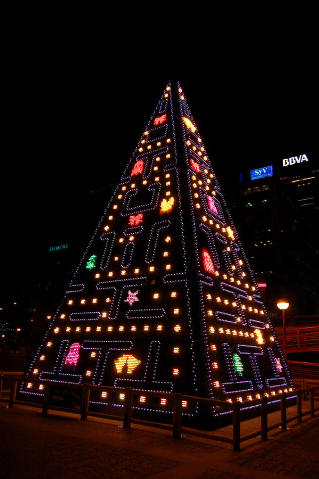 най-странните новогодишни дървета