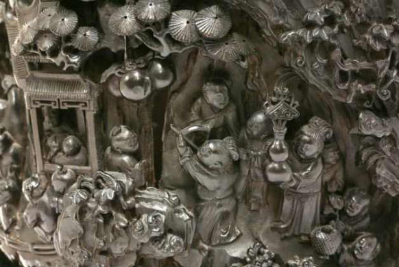 Двойката беше шокирана, като научи, че подпира вратата с гърне за 400 000 долара.