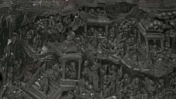 Двойката беше шокирана, като научи, че подпира вратата с гърне за 400 000 долара.