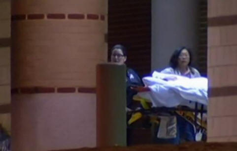 Екипажът от Khamzat се втурна към научния център в Мендел и той бързо беше евакуиран.