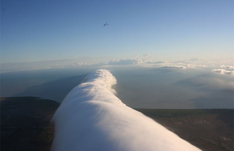 Утринната Глория е форма на интелигентни облаци.