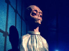 Извънземни, замесени в икономическа конспирация?