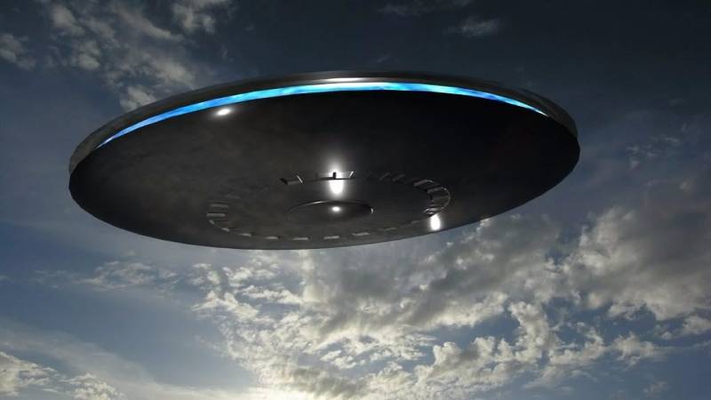Диск с колосални размери беше забелязан в бурно небе