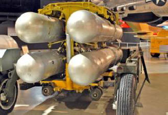 Една грешна стъпка от Армагедон