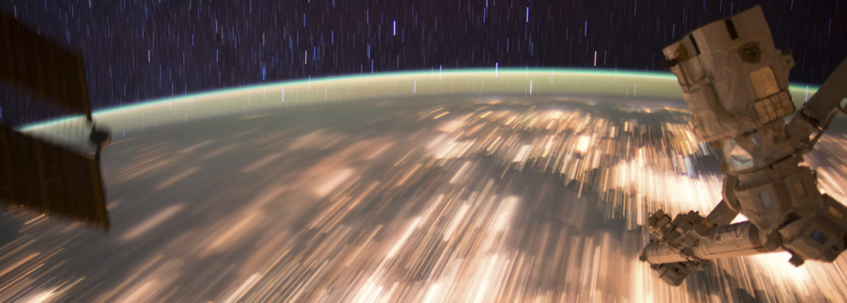 Еха!  GIF NASA в Pinterest и GIPHY 