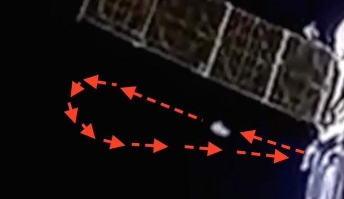 Астронавтите бяха наскоро наблюдавани от извънземни