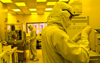 Земя на бъдещето: нано-растежи и нано-хора